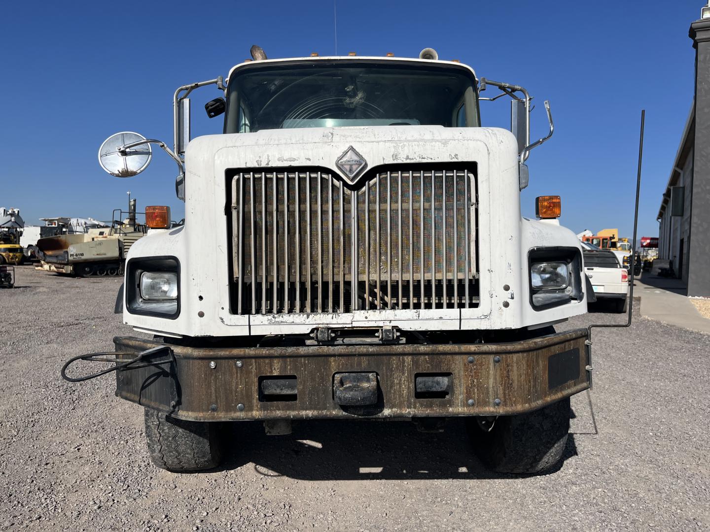 ./imagenes/INVOICE/2019/17648/CAMION REVOLVEDOR INTERNATIONAL PAYSTAR 5000 CON EQUIPO MCNEILUS (19).JPG